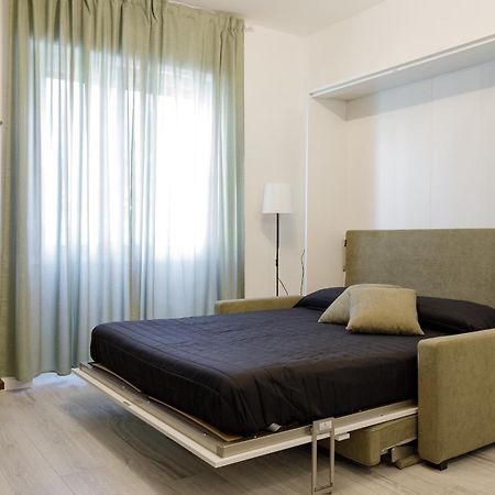 Pieno Centro Di Milano Per Gruppi, Famiglie E Viaggi Di Lavoro Apartment Luaran gambar
